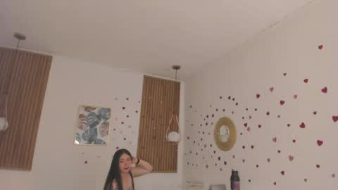 Snapshot of bellawoods_ chatting on 05-05-26, 02:08 laukyubey online show from 05-05-26, 02:08