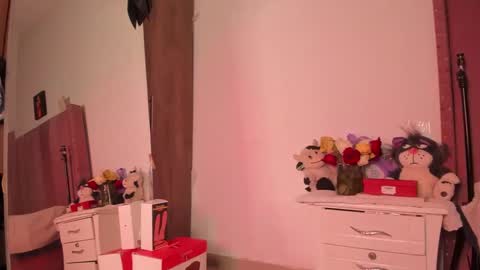 Bella online show from 02-21-25, 10:15