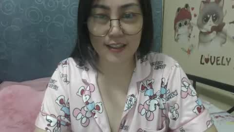 Snapshot of bellbabe chatting on 01-21-25, 03:26 Bella online show from 01-21-25, 03:26