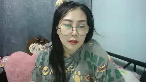 Snapshot of bellbabe chatting on 11-20-25, 09:53 Bella online show from 11-20-25, 09:53