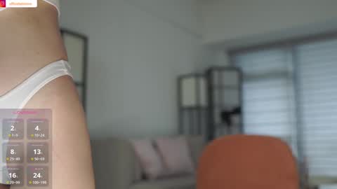 Belle Adrienne  IG  online show from 11-19-25, 06:35