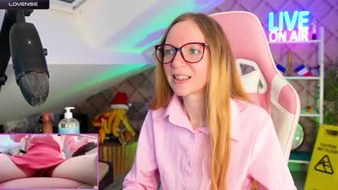 Alice online show from 01-06-25, 07:42