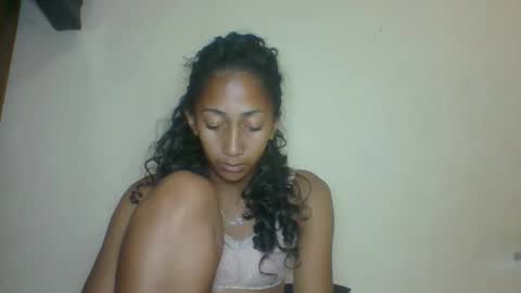 Snapshot of belle_annah chatting on 05-11-26, 04:04 belle_annah online show from 05-11-26, 04:04