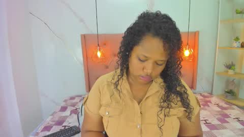 belle online show from 12-20-25, 11:06