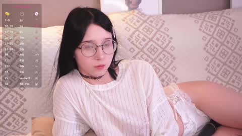 Bea online show from 04-25-26, 01:41