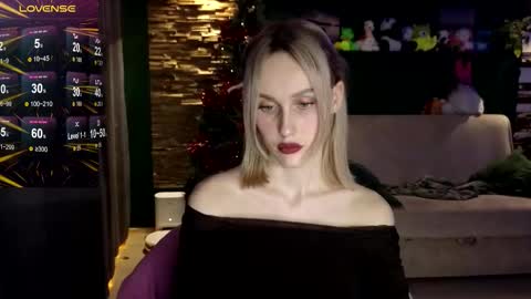 Snapshot of belle_vill chatting on 01-11-26, 10:15 Belle online show from 01-11-26, 10:15