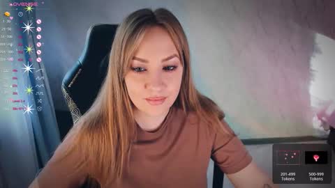 Snapshot of bellezza_ chatting on 10-06-25, 12:02 Your Annabelle Wolf online show from 10-06-25, 12:02