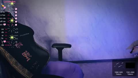 Your Annabelle Wolf  online show from 10-31-25, 07:26