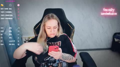 Your Annabelle Wolf  online show from 03-10-26, 05:07