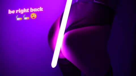 Your Annabelle Wolf  online show from 04-26-26, 07:00