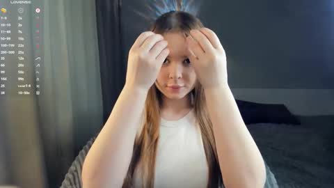 Snapshot of bellidream chatting on 09-29-25, 06:13 Bella online show from 09-29-25, 06:13