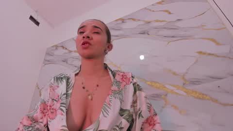 Snapshot of bellota_flak chatting on 02-06-25, 08:18 Bellota Flak online show from 02-06-25, 08:18