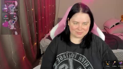 LinaBoo online show from 03-28-26, 08:58