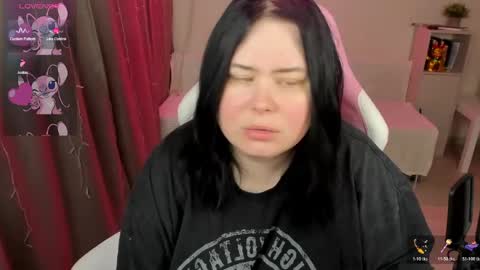 LinaBoo online show from 04-14-26, 03:23