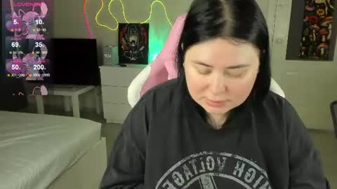 LinaBoo online show from 08-01-26, 08:57