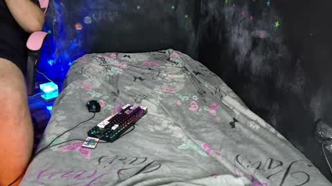 Your New Girlfriend online show from 06-01-26, 02:02