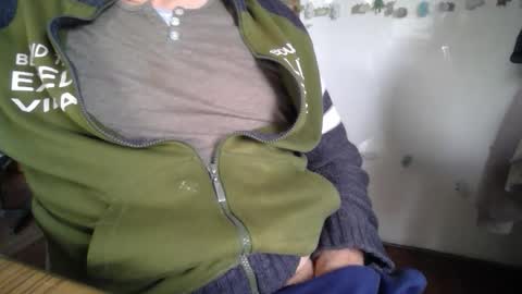 Snapshot of bemichel chatting on 11-02-25, 02:52 jaimetout online show from 11-02-25, 02:52