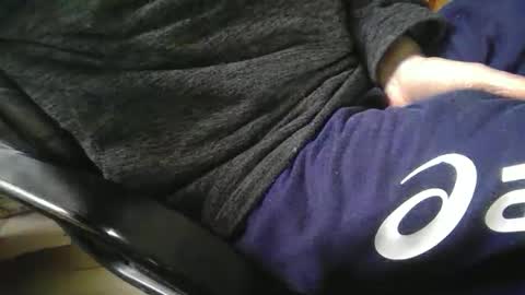 Snapshot of bemichel chatting on 12-20-25, 12:01 jaimetout online show from 12-20-25, 12:01