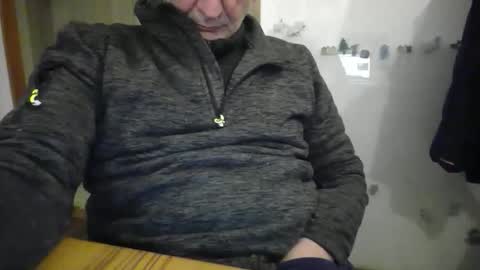 Snapshot of bemichel chatting on 03-17-26, 06:00 jaimetout online show from 03-17-26, 06:00