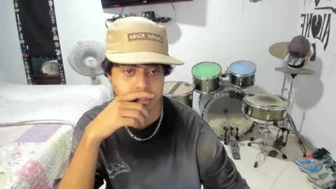 Snapshot of ben_falcon chatting on 04-10-26, 04:17 Ben online show from 04-10-26, 04:17