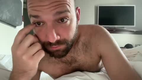 Ben N. online show from 05-11-26, 09:26
