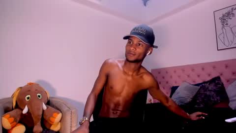    online show from 07-02-26, 03:06