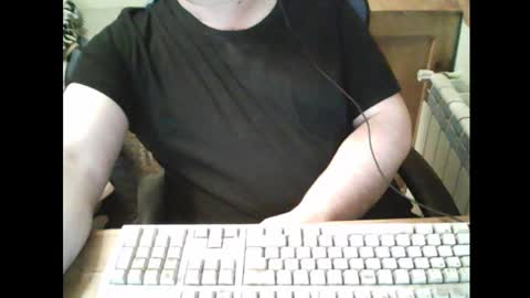 bender_35 online show from 02-19-25, 11:57