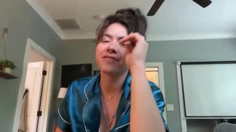 bendlikebecks online show from 05-11-26, 01:17