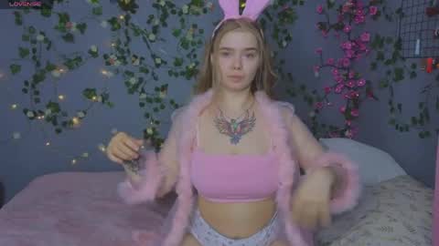 KENDALL  NATHAN online show from 04-21-26, 11:38