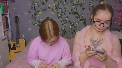 KENDALL  NATHAN online show from 04-22-26, 05:14