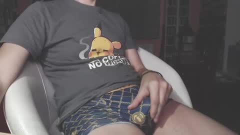 Snapshot of benijamin chatting on 01-22-25, 11:10 benijamin online show from 01-22-25, 11:10