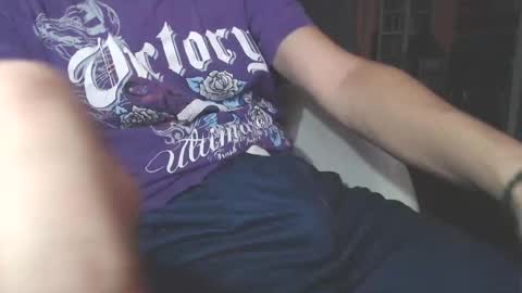 Snapshot of benijamin chatting on 01-27-25, 11:43 benijamin online show from 01-27-25, 11:43