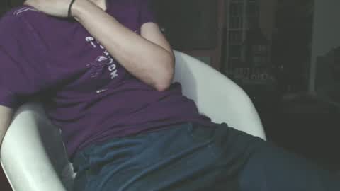 Snapshot of benijamin chatting on 02-09-25, 10:21 benijamin online show from 02-09-25, 10:21