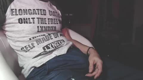 Snapshot of benijamin chatting on 02-17-25, 10:25 benijamin online show from 02-17-25, 10:25