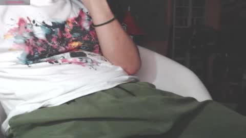 Snapshot of benijamin chatting on 09-21-25, 08:54 benijamin online show from 09-21-25, 08:54