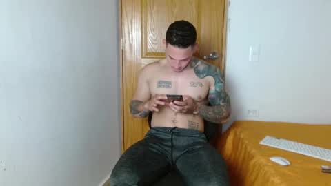 Snapshot of benjamin_isaac chatting on 02-04-25, 02:39 benjamin_isaac online show from 02-04-25, 02:39