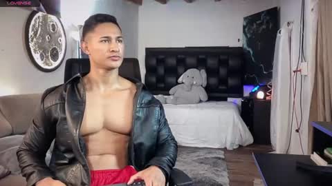 benjamincooperk online show from 07-28-26, 06:53