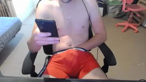 Snapshot of benjifrenchifirst chatting on 10-21-25, 03:46 Benjifrenchi online show from 10-21-25, 03:46