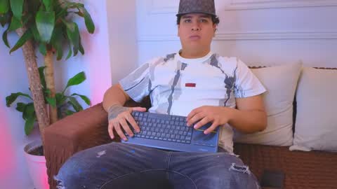 bennett_alejoo online show from 04-02-26, 06:16