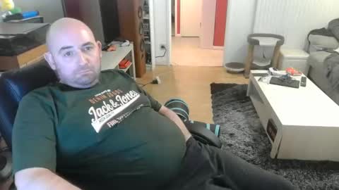 Snapshot of bennn54 chatting on 12-03-24, 10:51 Ben online show from 12-03-24, 10:51