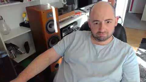 Snapshot of bennn54 chatting on 11-22-25, 11:31 Ben online show from 11-22-25, 11:31