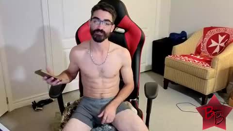 benny_boy95 online show from 10-10-25, 02:43