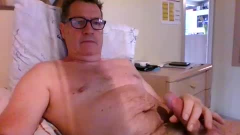 Snapshot of bennybutterfly007 chatting on 09-23-25, 08:17 bennybutterfly007 online show from 09-23-25, 08:17