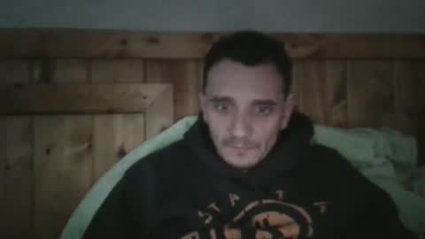 Snapshot of bennymn chatting on 02-10-25, 11:13 benny and innocentvixon online show from 02-10-25, 11:13