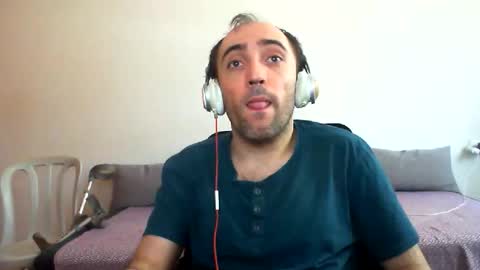 Snapshot of bentish chatting on 06-09-26, 10:16 bentish online show from 06-09-26, 10:16