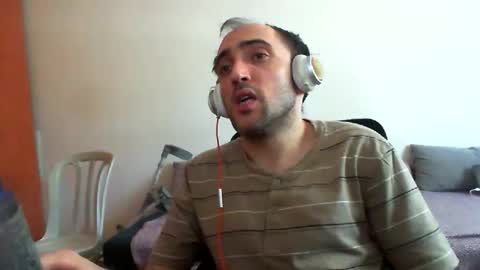 Snapshot of bentish chatting on 06-10-26, 10:58 bentish online show from 06-10-26, 10:58
