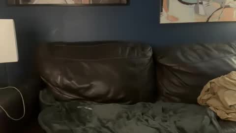 bentleyyjames007 online show from 01-11-25, 07:28