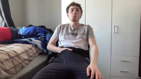 Snapshot of benwardle123 chatting on 02-28-25, 11:25 READ MY BIO ---  --- READ MY BIO online show from 02-28-25, 11:25