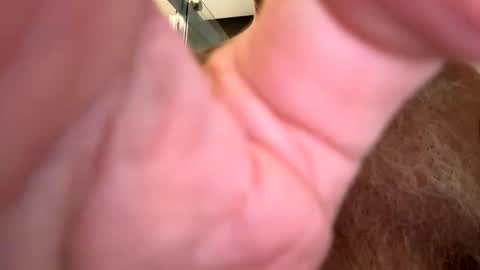 Snapshot of benz10001 chatting on 12-06-24, 12:38 benz10001 online show from 12-06-24, 12:38