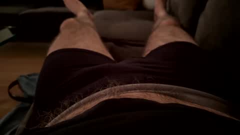 Snapshot of benz10001 chatting on 12-08-24, 03:43 benz10001 online show from 12-08-24, 03:43